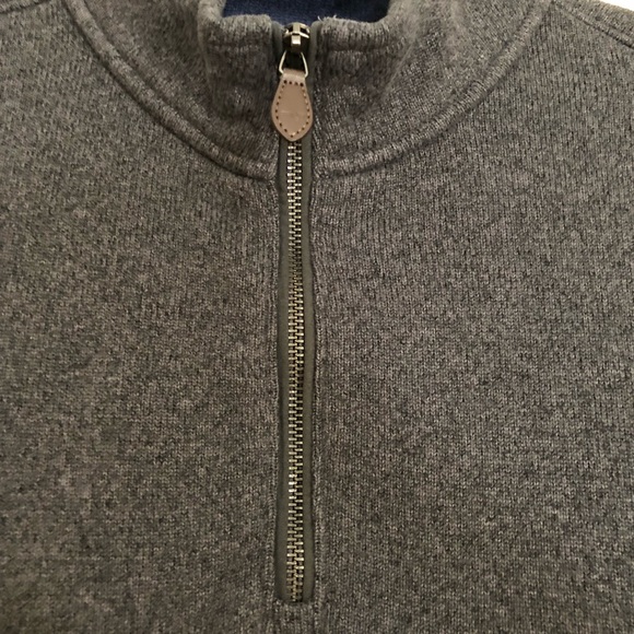 Vineyard Vines 1/4 Zip Fleece - Picture 3 of 3